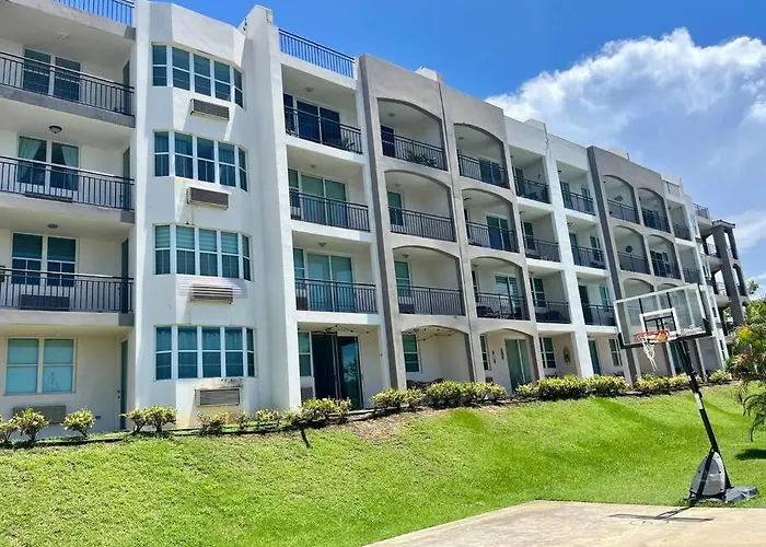 Lovely 2 Bedroom Condo With Pool And Beach Access