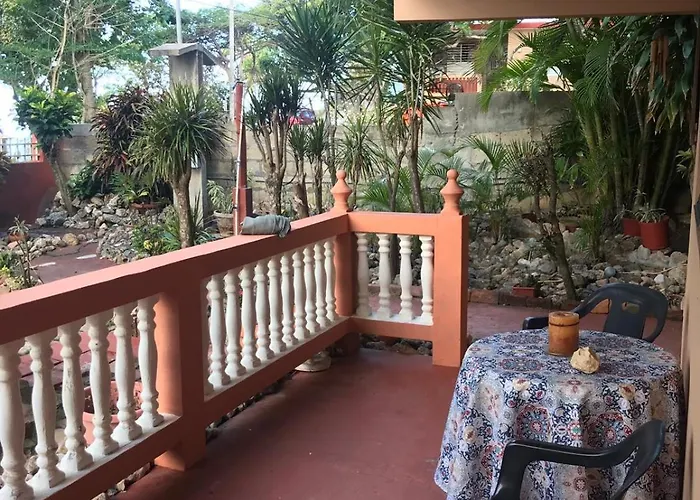 Brisas Del Mar 1/1 Front Beach Apartment
