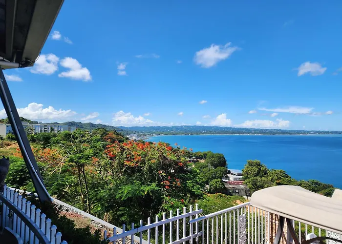 Hotel Vista Azul
